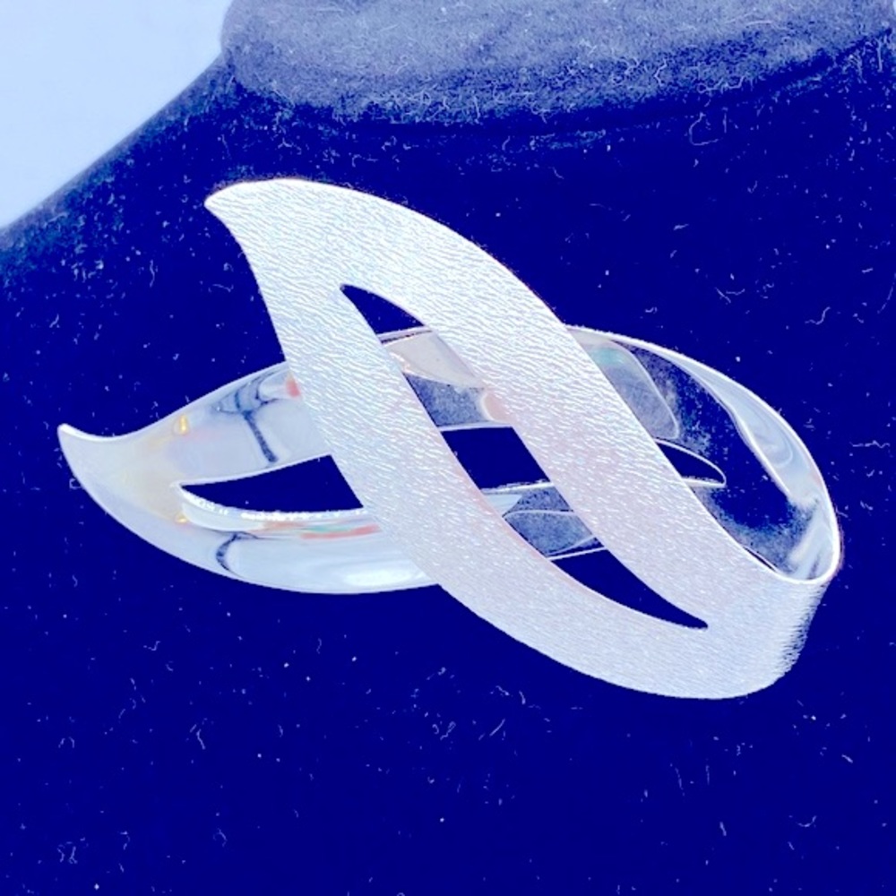 Sarah Coventry 60s  Vintage Silver Plated Statement Brooch (Leaf) Signed
